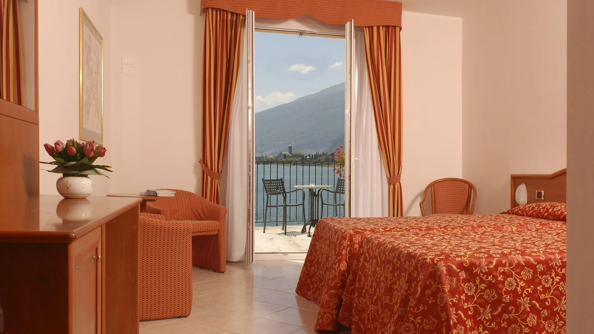 Hotel Regina Gravedona Italy